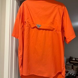 Columbia Men's Vibrant Orange Casual Shirt